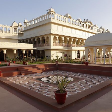 Laxmi Palace Dausa Bagian luar foto