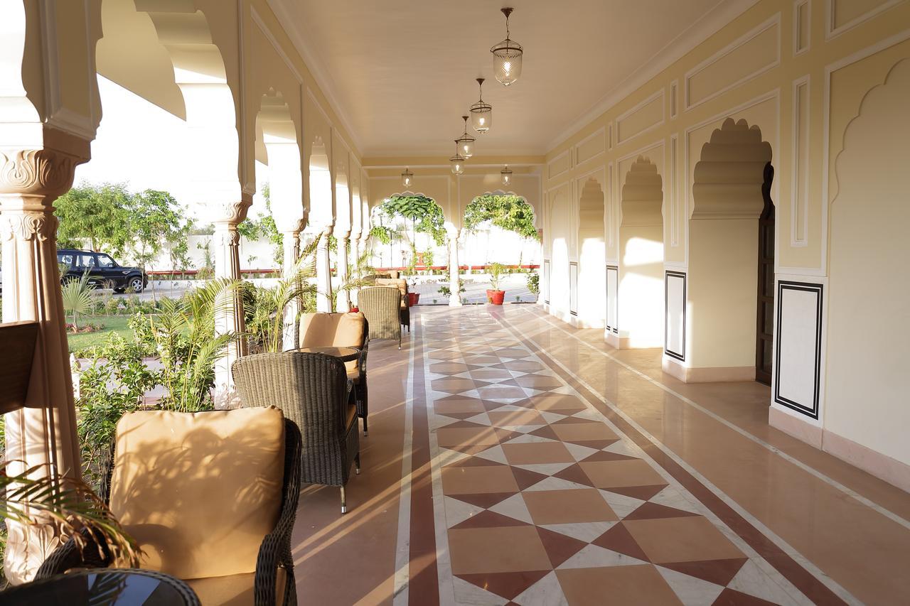 Laxmi Palace Dausa Bagian luar foto